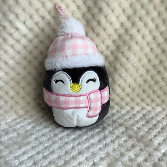 Squishmallow Luna Penguin in pink hat Stuffed animal plush toy - Picture 1 of 7